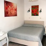 Anemones 4*